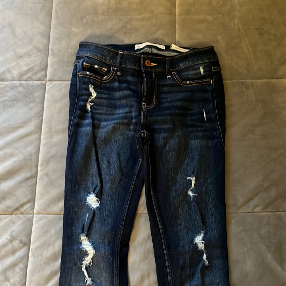 Size 5R Hollister Jeans